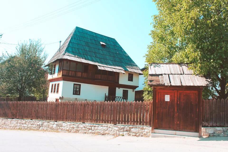 Stara bosanska kuća ili Kuća Mare Popović
